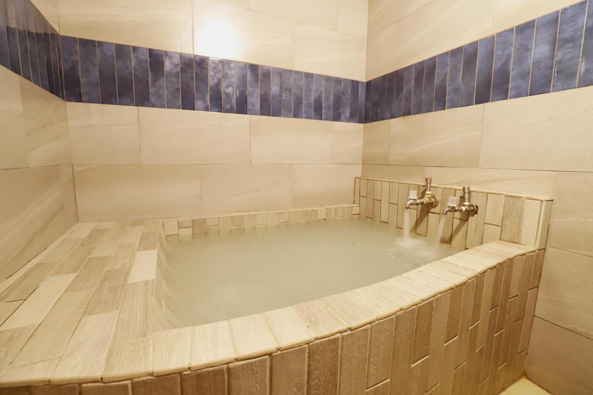 Phoenix Pavilion Hot Spring Hotel Тайбэй Экстерьер фото